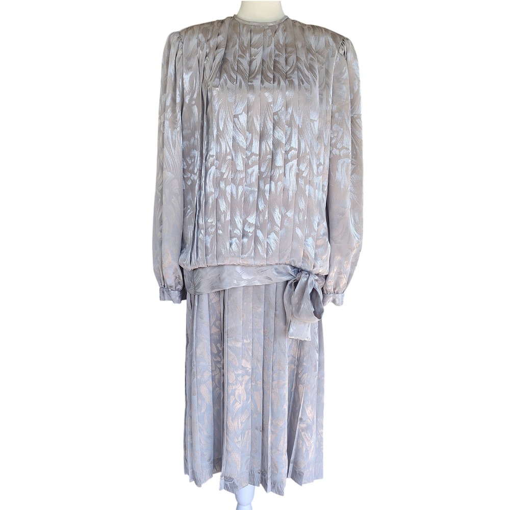 Vintage‎ In The Mood Dress Size 8 Pleated Silver Floral Long Sleeve Tea Dress